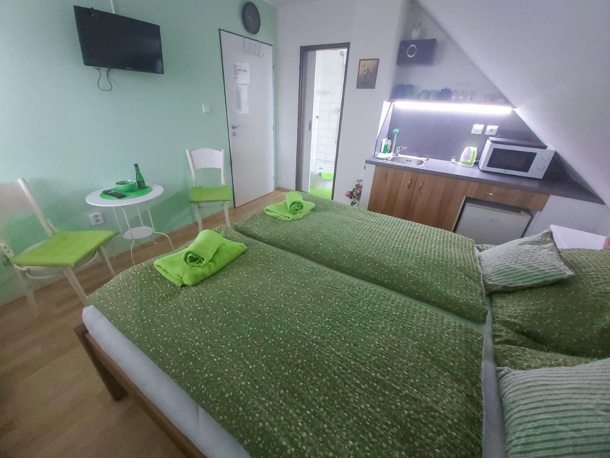 Apartment Apartmany Pod Kouli